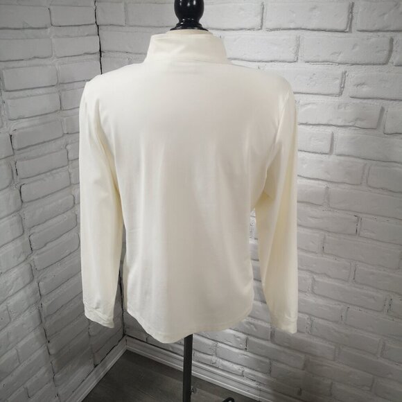 Zenergy Golf by Chico's Ladies Size 2 (Medium) Cream w/ Gold Tone Coloration Top - Picture 2 of 9
